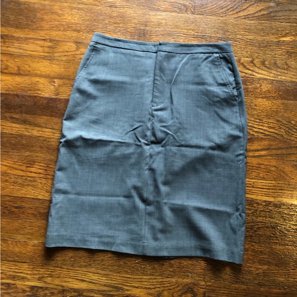 Gap Pencil Skirt, size 10 - Picture 1 of 4